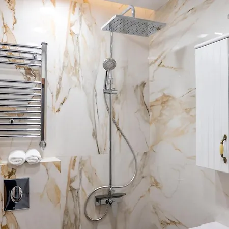 Διαμέρισμα Modern Central Studio *