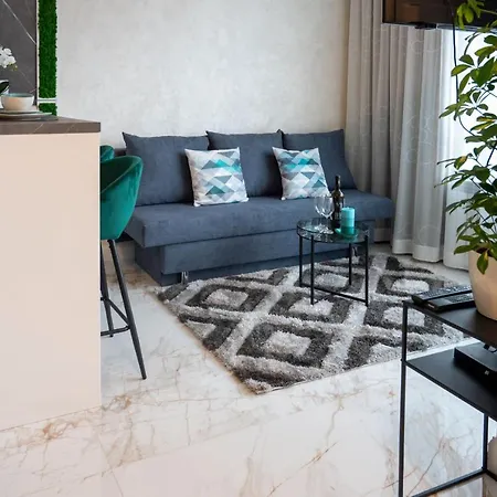 Modern Central Studio Apartment Sofia